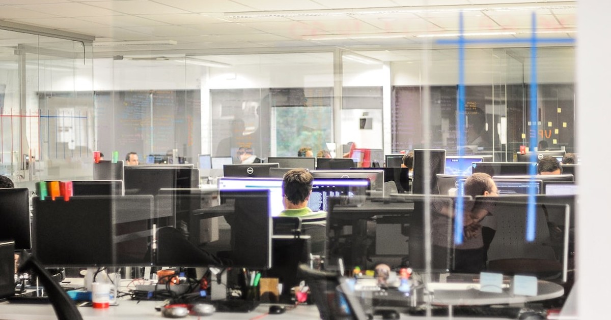 【2026年4月最新】AIの業務活用事例20選｜経営者が今すぐ試せる自動化テクニック