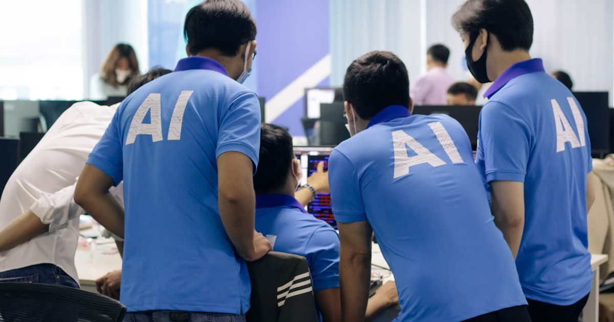 【2026年4月最新】AIとITの違いとは？経営者のためのAI・IT・DX・IoT完全整理