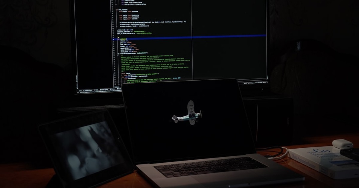 【2026年4月最新】GitHub Copilotの料金プラン完全ガイド｜個人・法人・Claude Codeとの業務コスパ比較
