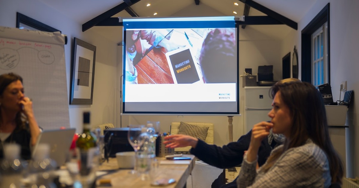 【2026年4月最新】スライド作成AIおすすめ7選｜無料・有料ツール比較＋Claude Codeで資料作成を完全自動化する方法