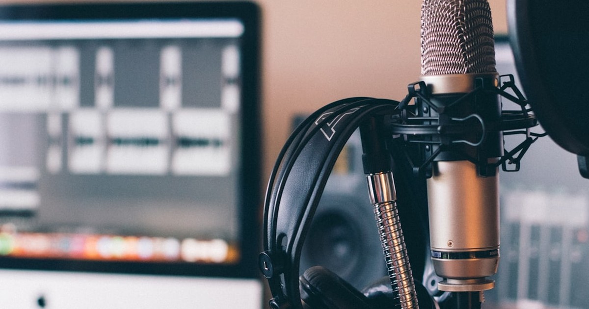 【2026年4月最新】Suno AIの無料版と有料プランの違い｜料金・機能・商用利用・業務活用を徹底比較