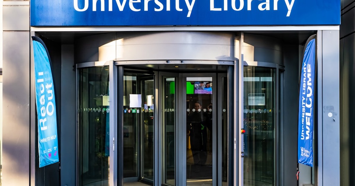 【2026年4月最新】生成AIを活用する大学事例10選｜導入メリット・リスク対策からClaude Code活用の可能性まで