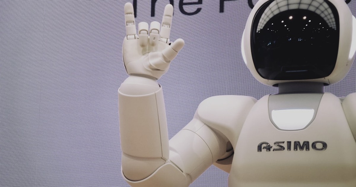 【2026年5月最新】AIロボットとは？種類・家庭用・人型ロボットの事例から将来展望まで徹底解説