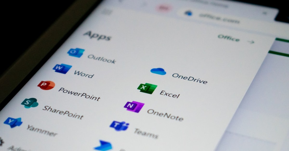 【2026年5月最新】CopilotでPowerPointの資料を自動作成する方法｜活用例・プロンプト集・Claude Codeとの使い分け