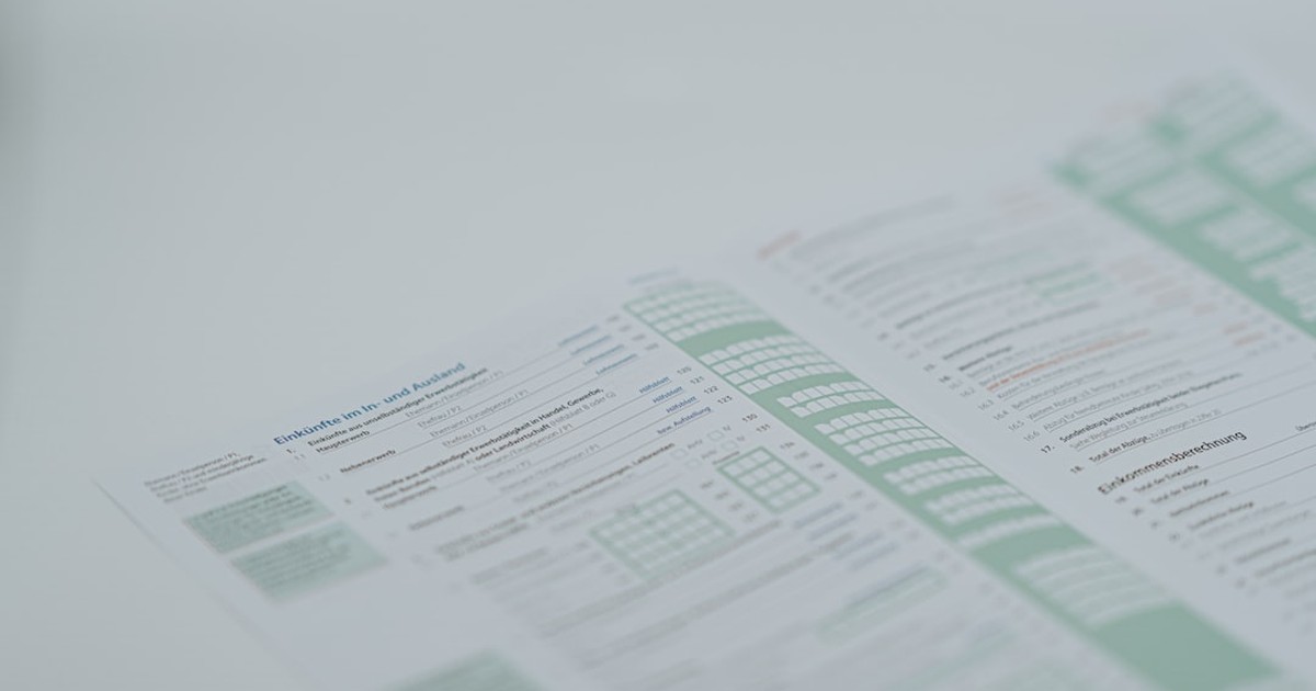 【社労士事務所】労働保険年度更新をAIで効率化する方法｜賃金集計・確認依頼・提出前チェック